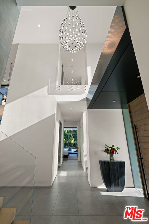1140 Summit Drive - Photo 24