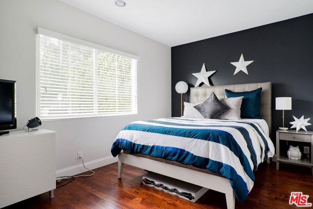 1350 N Stanley Avenue - Photo 16