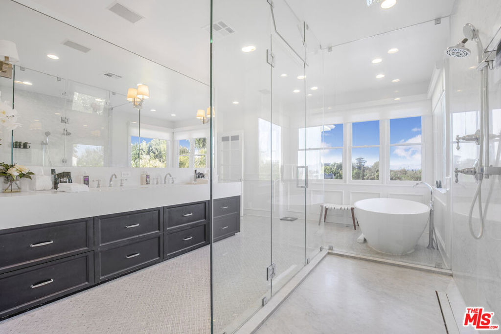 14619 Valley Vista Boulevard - Photo 30