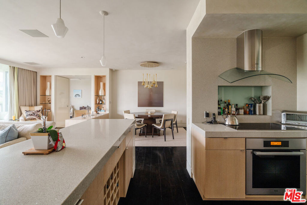 9255 Doheny Road - Photo 2