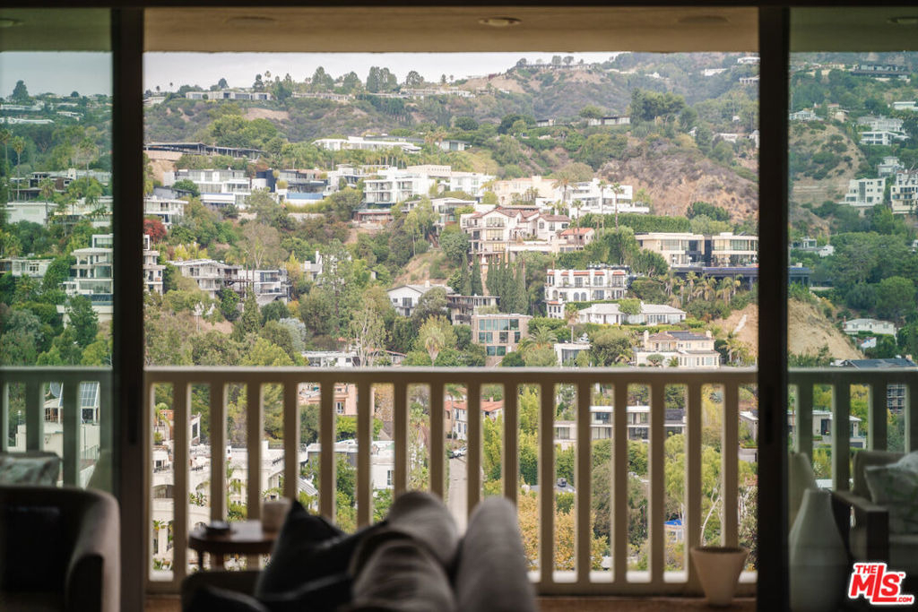 9255 Doheny Road - Photo 6