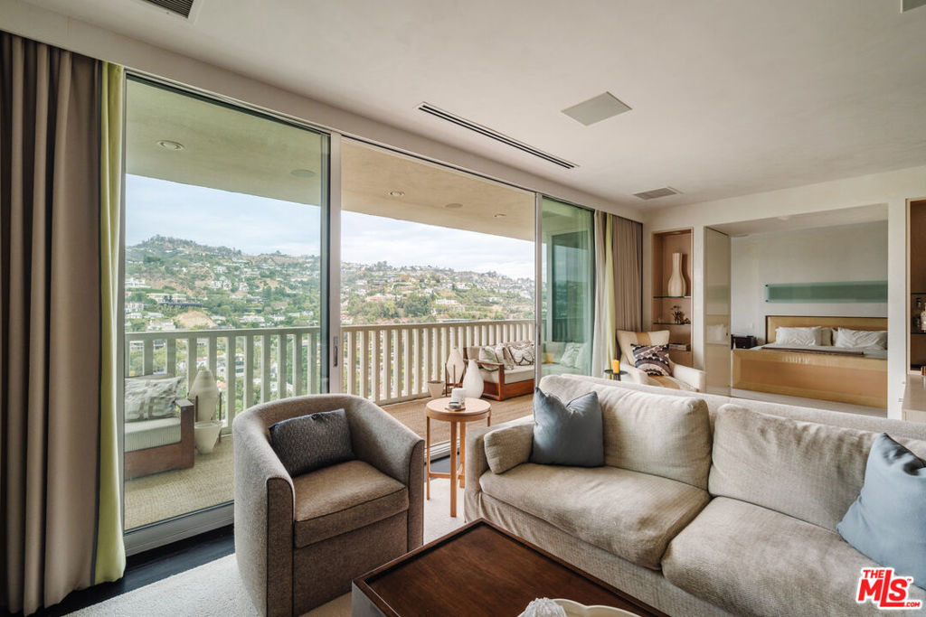9255 Doheny Road - Photo 5