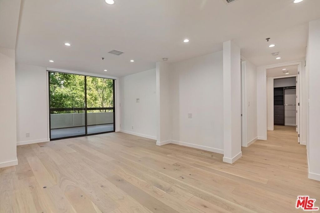2142 Century Park Lane - Photo 8