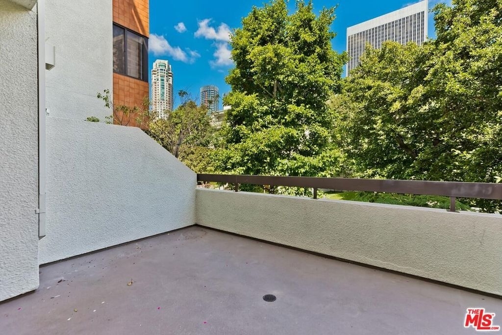 2142 Century Park Lane - Photo 27