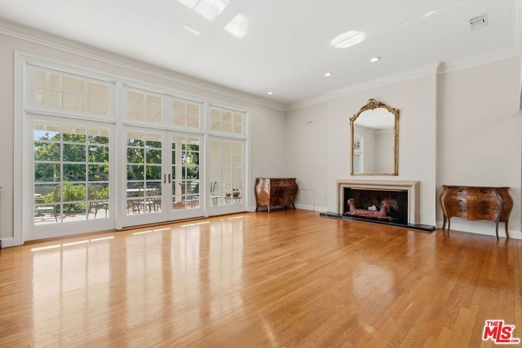 510 Toyopa Drive - Photo 3
