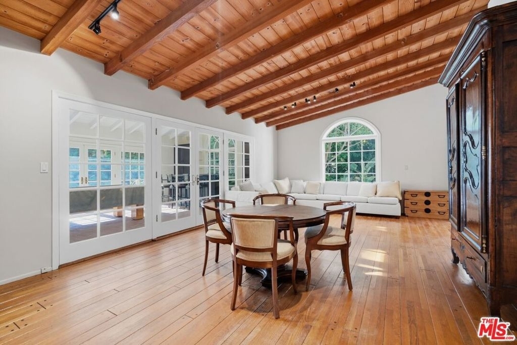 510 Toyopa Drive - Photo 10