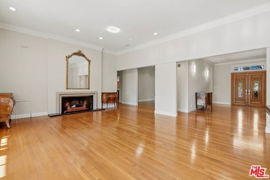 510 Toyopa Drive - Photo 4