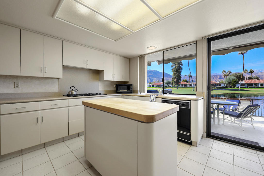 11 Ronda Drive - Photo 8