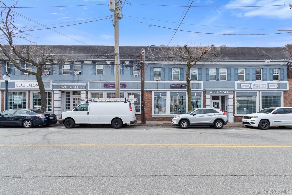 21-29 Audrey Avenue - Photo 0