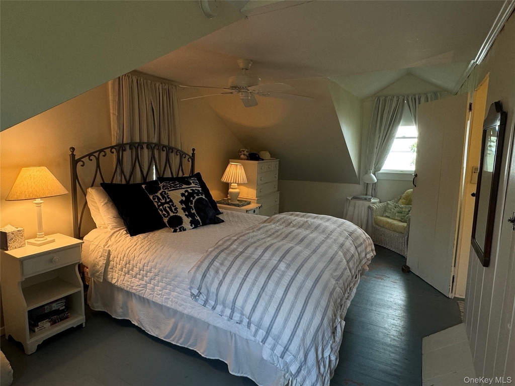 1429 Peconic Bay Boulevard - Photo 14