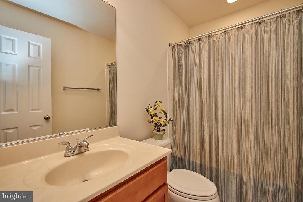 42649 Macauley Place - Photo 22