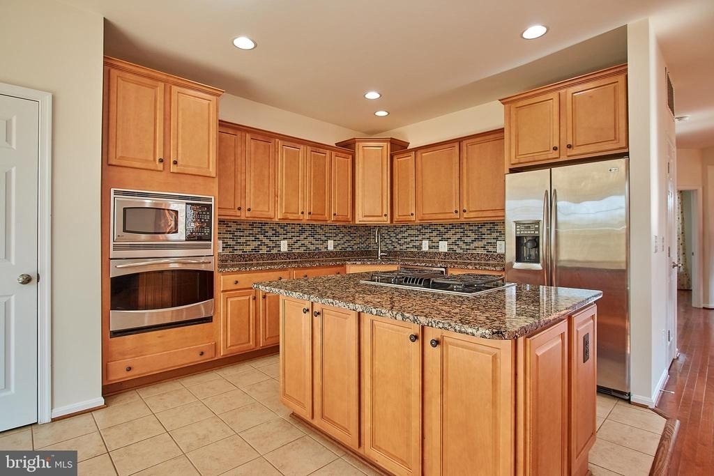 42649 Macauley Place - Photo 9
