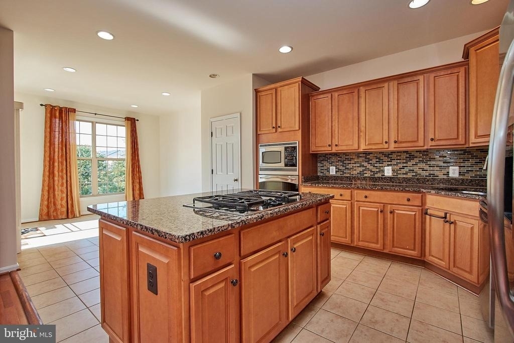 42649 Macauley Place - Photo 8