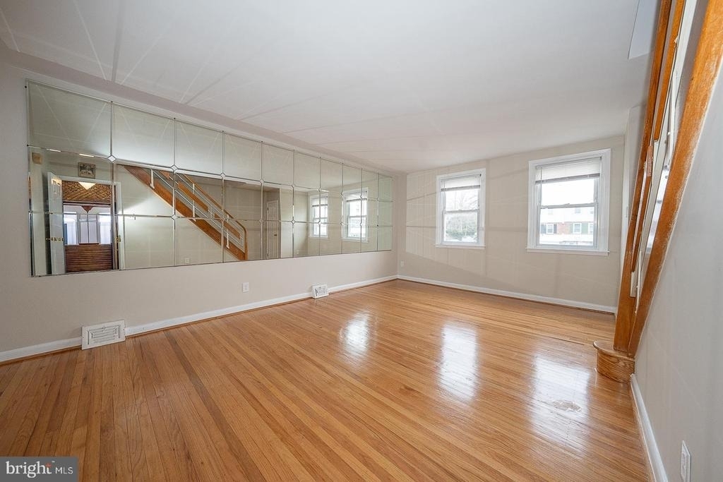 130 Ivy Court - Photo 16