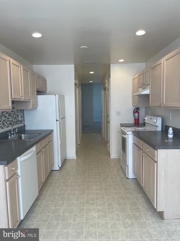 28 Palmer Square - Photo 11