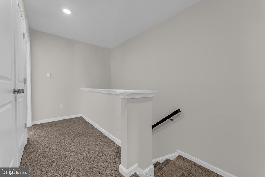 8805 Mimosa Avenue - Photo 17