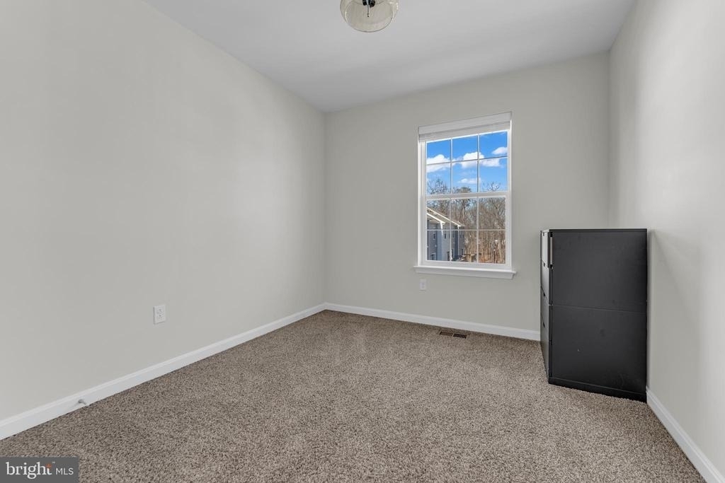 8805 Mimosa Avenue - Photo 11