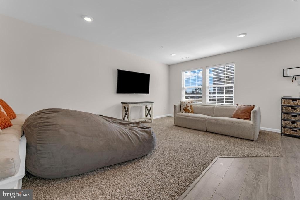 8805 Mimosa Avenue - Photo 6