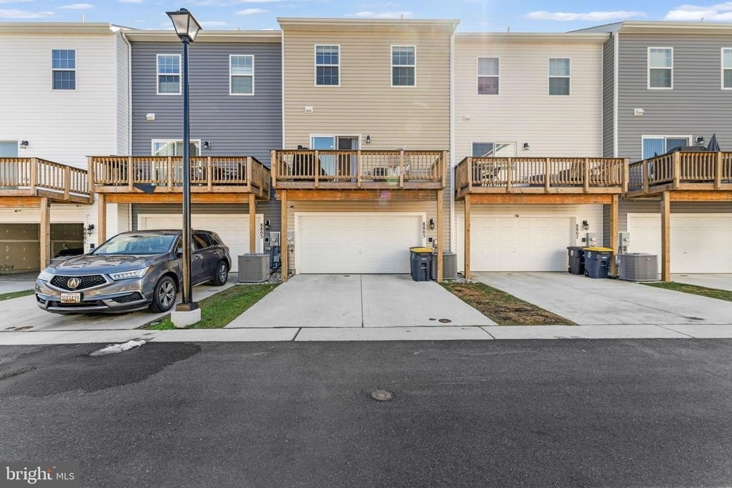 8805 Mimosa Avenue - Photo 32