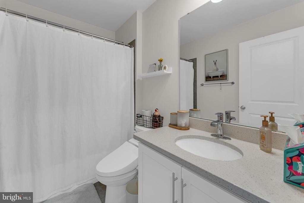 8805 Mimosa Avenue - Photo 9