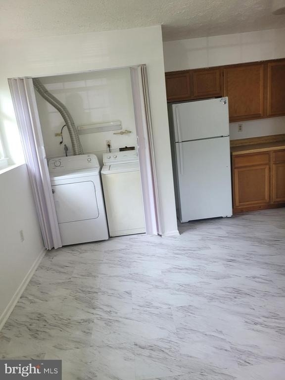 11425 Honeysuckle Court - Photo 3