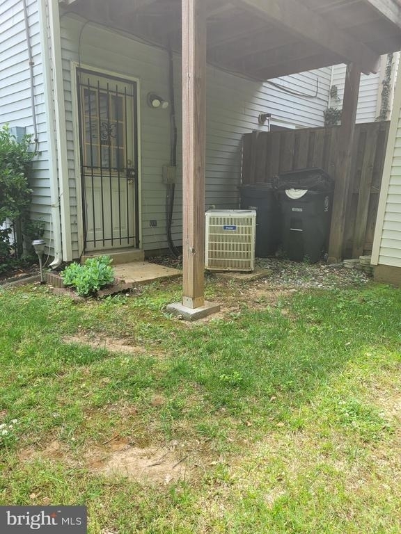 11425 Honeysuckle Court - Photo 11
