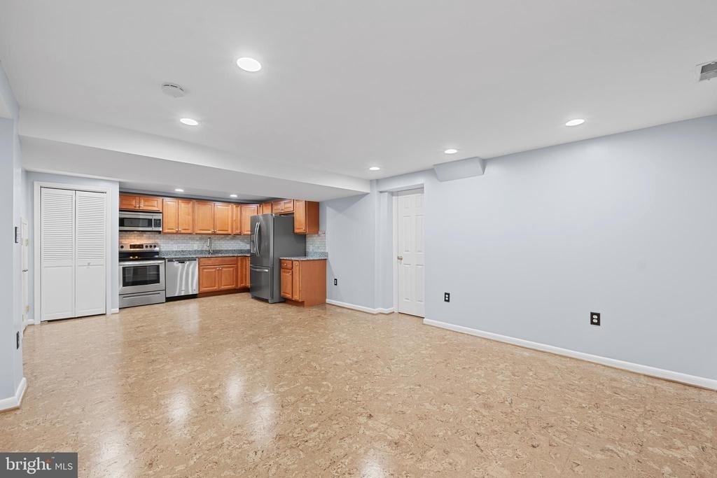 5937 Avon Drive - Photo 8
