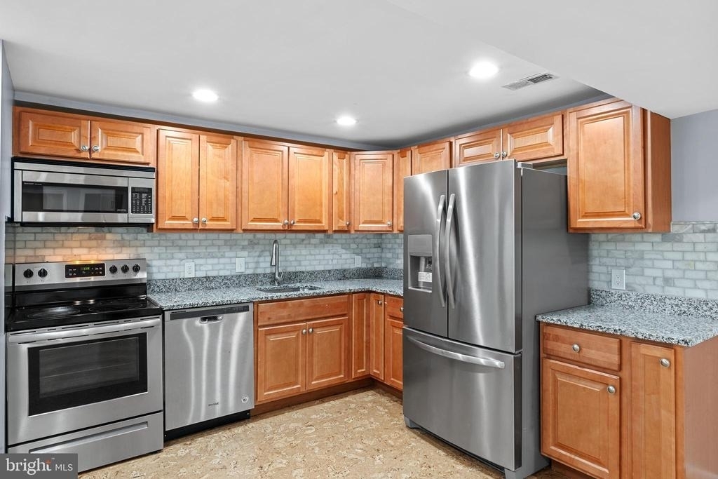 5937 Avon Drive - Photo 10
