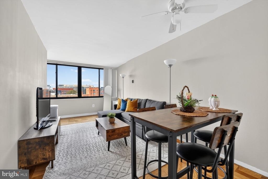 2030 F Street Nw - Photo 2