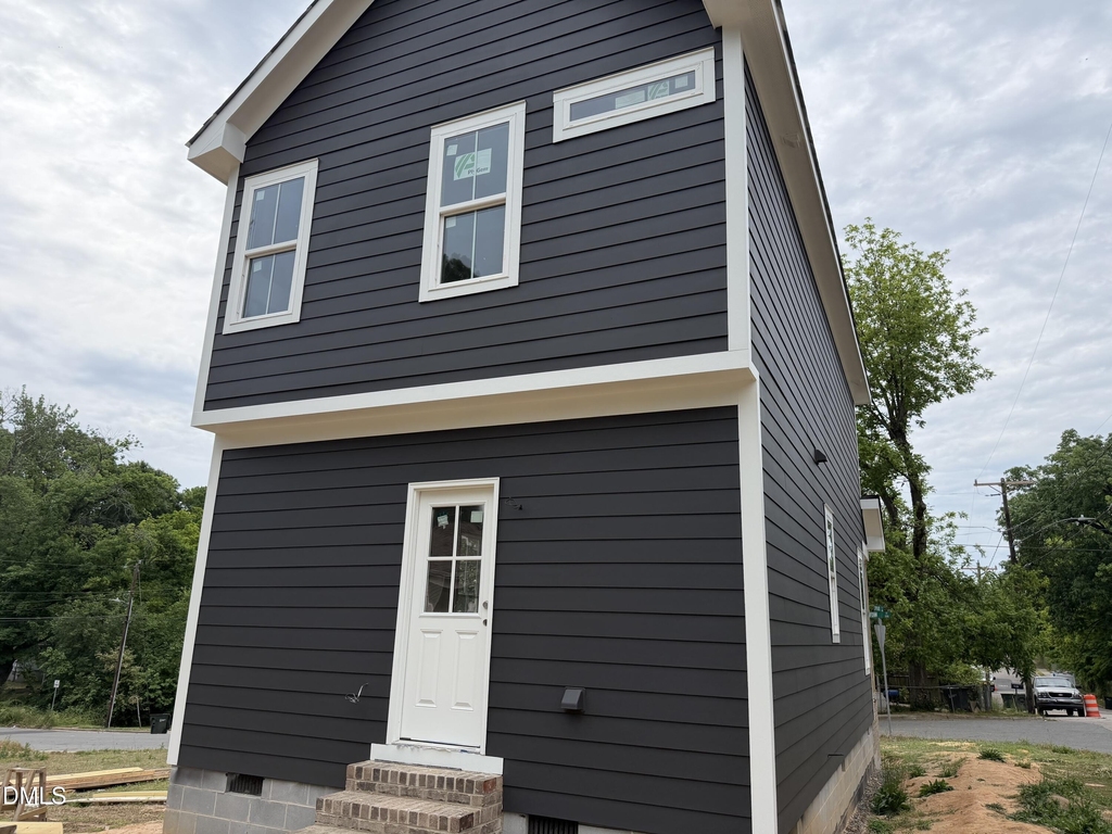 1203 Fern Street - Photo 1