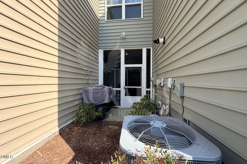 1306 Farm Pond Trail - Photo 41