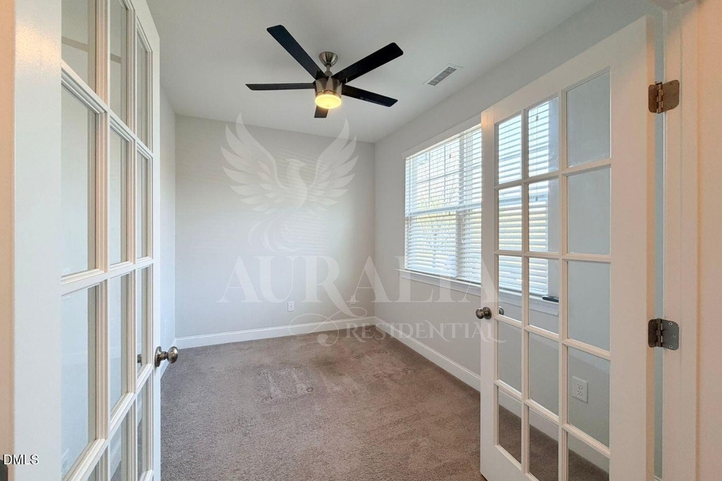 1306 Farm Pond Trail - Photo 3