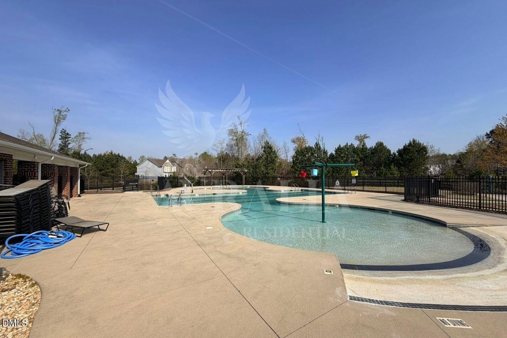 1306 Farm Pond Trail - Photo 42