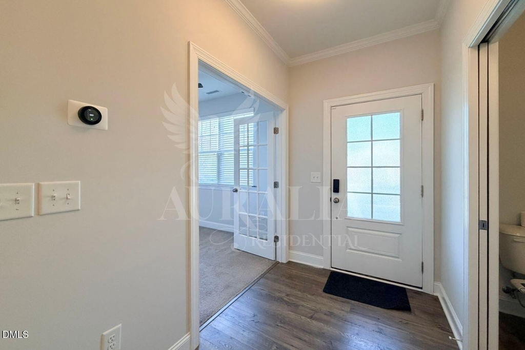 1306 Farm Pond Trail - Photo 2