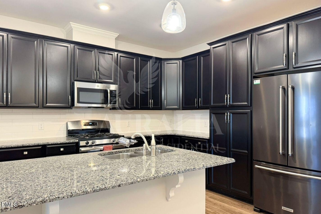 1306 Farm Pond Trail - Photo 7