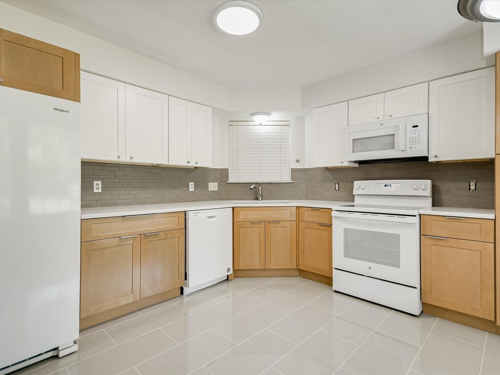1704 Waterloo Trl - Photo 7