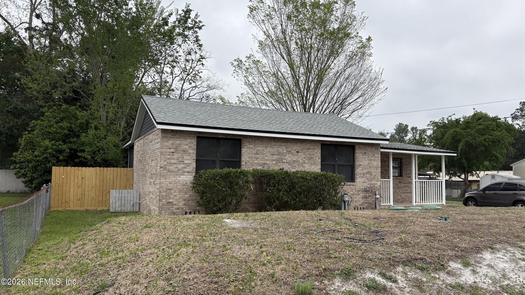 5933 Jammes Road - Photo 4