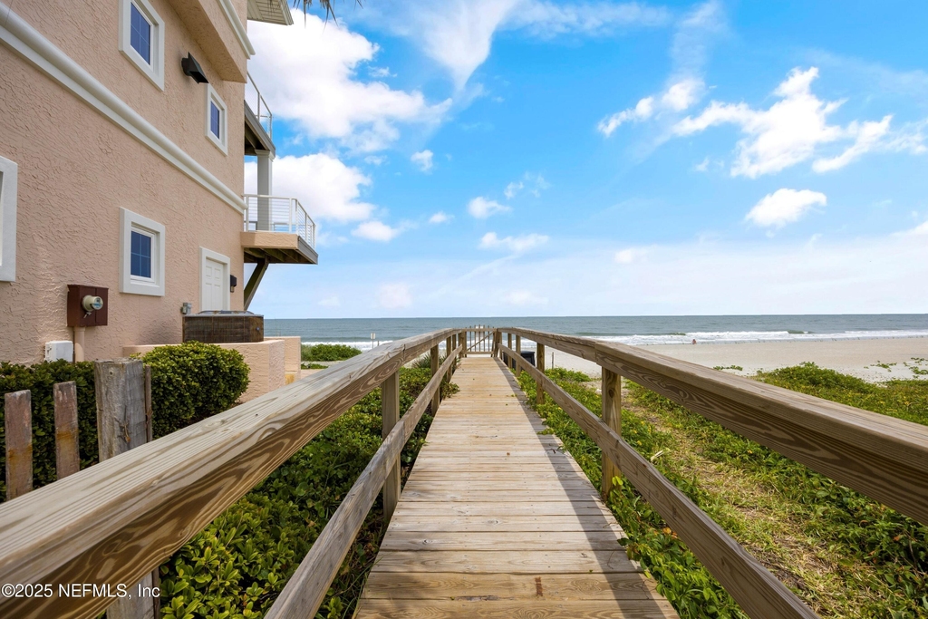 205 Seaside Vis Court - Photo 32