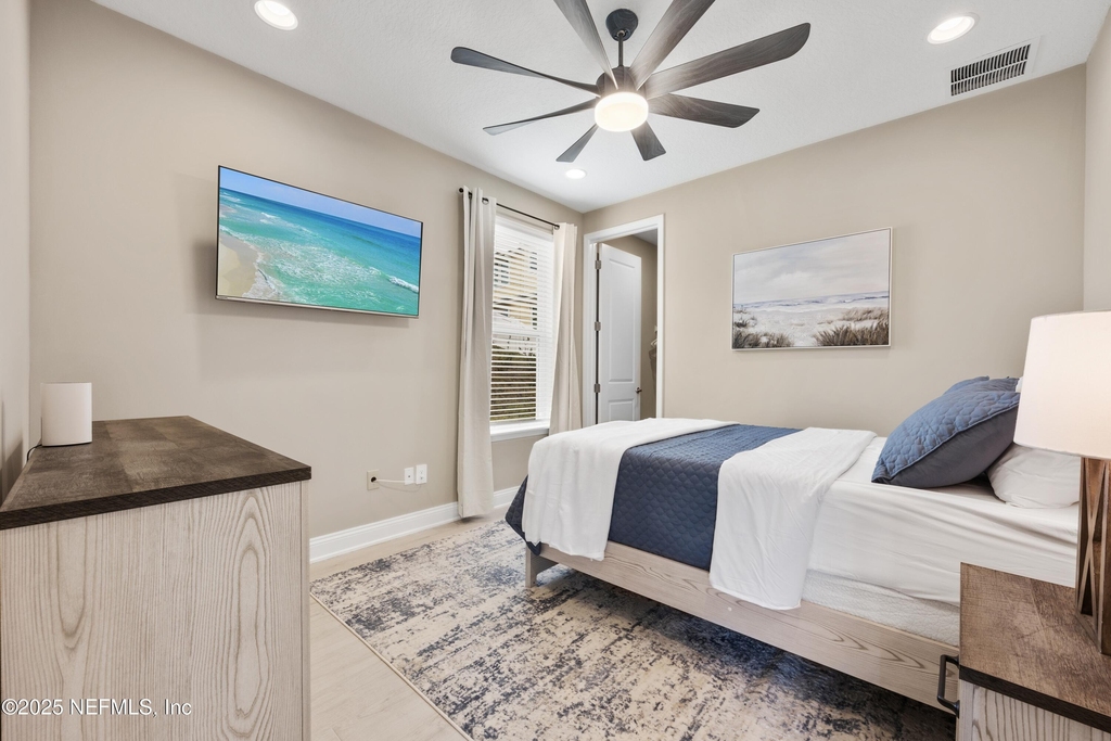205 Seaside Vis Court - Photo 23