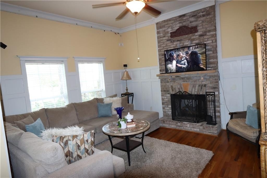 1449 Mcpherson Avenue Se - Photo 4