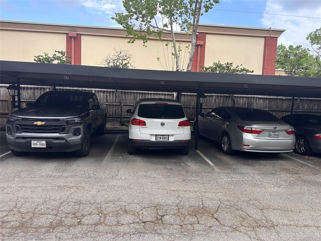 8211 Katy Freeway - Photo 9