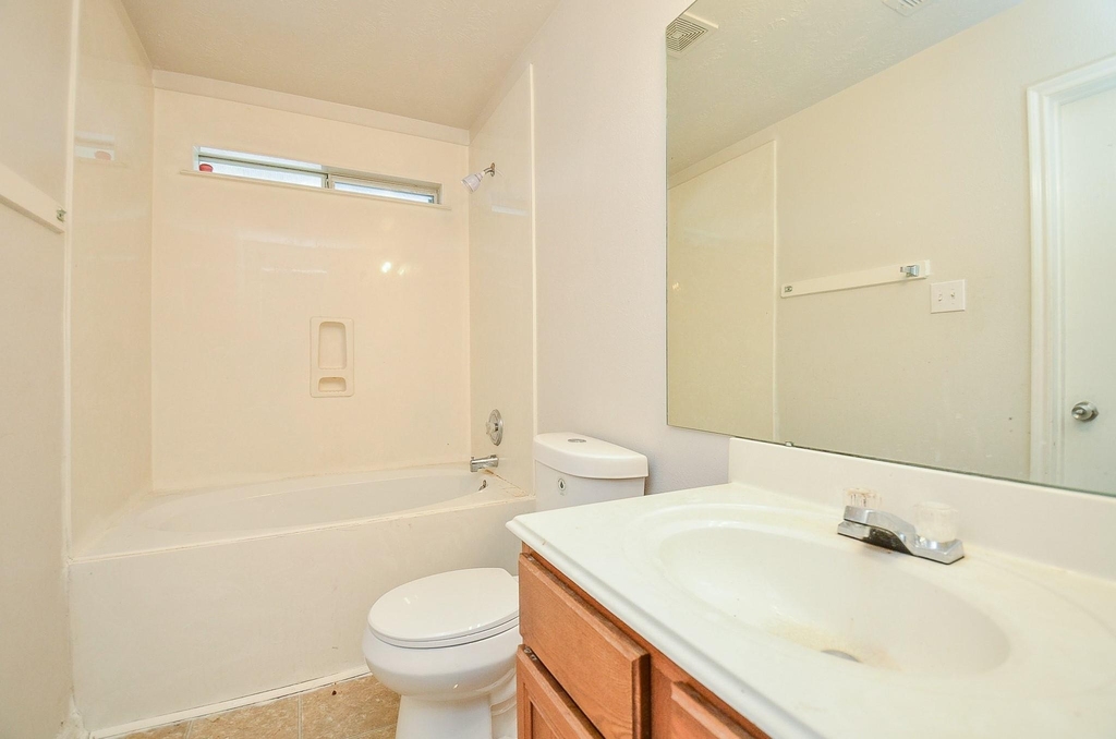 20726 Hardwick Oaks Drive - Photo 16