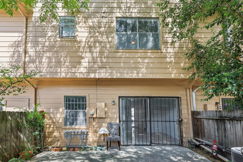 7700 Creekbend Drive - Photo 18