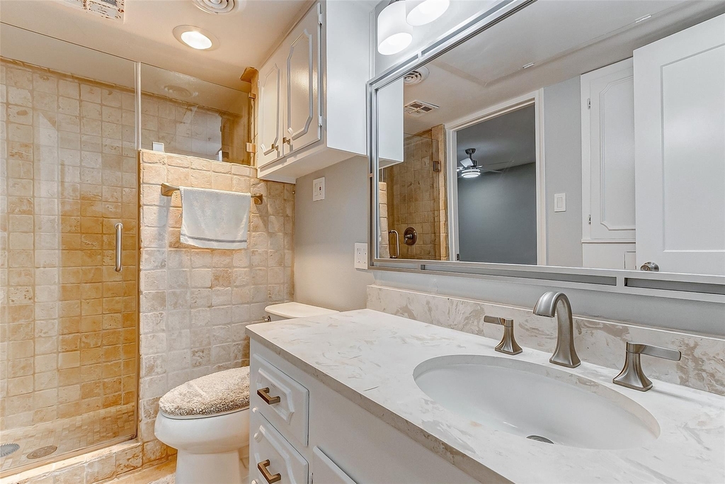 7600 Burgoyne Road - Photo 17