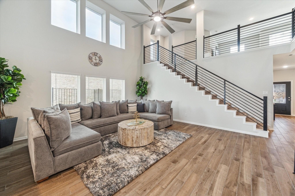 1523 Alpine Drive - Photo 5