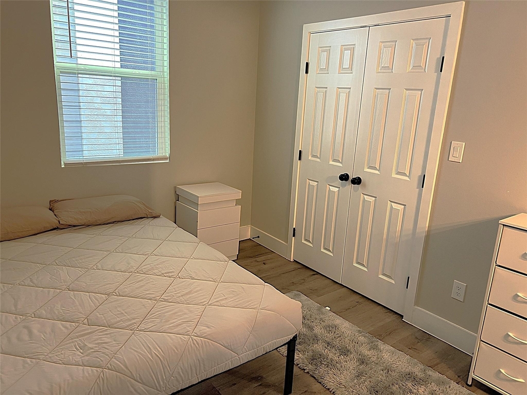 19106 Sears Drive - Photo 32