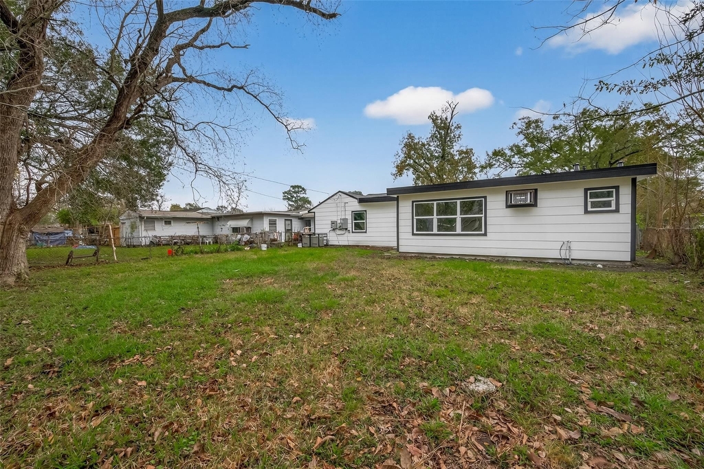 5833 Southlea Street - Photo 38