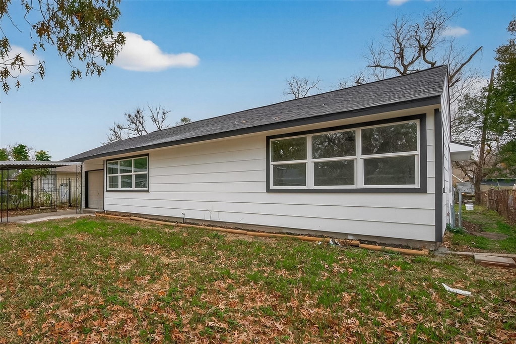 5833 Southlea Street - Photo 2