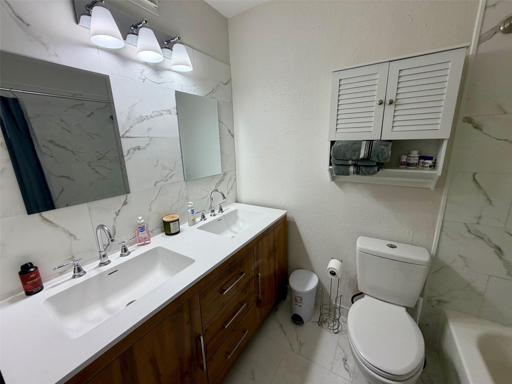 3300 Pebblebrook Drive - Photo 3