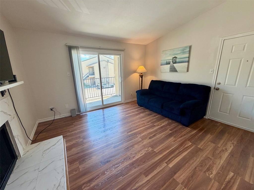 3300 Pebblebrook Drive - Photo 4